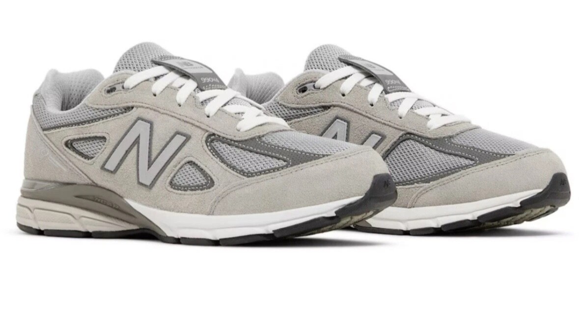 Men / GS New Balance 990 v4 Grey Silver Sneakers U990GR4 /GC990GR4