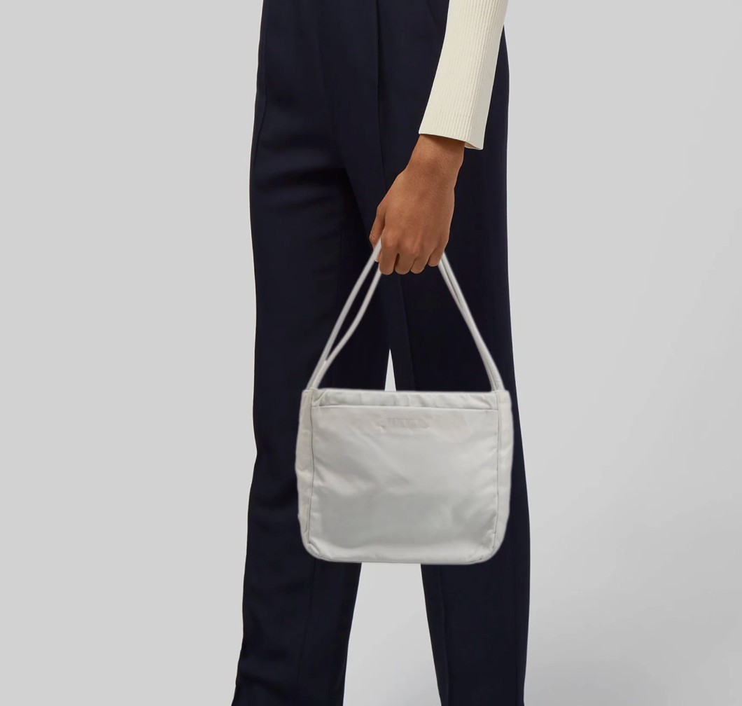 Vtg VGUC Prada Tessuto Light Gray Nylon Re-Edition 2000 Shoulder Bag Purse 9×8″