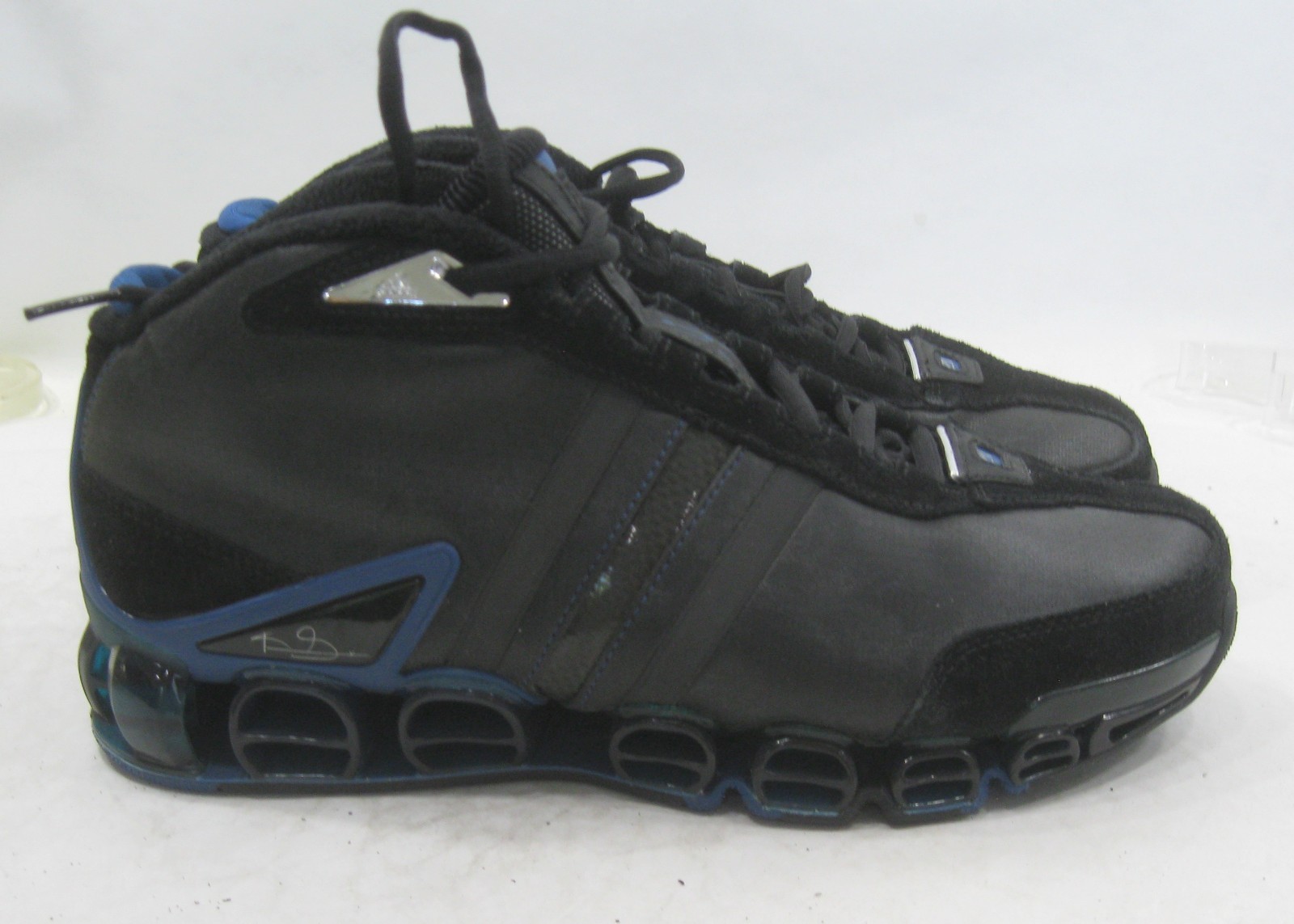 809521 adidas Kevin Garnett 3 ‘2Malik’BASKETBALL SNEAKER MEN Size 7.5-8