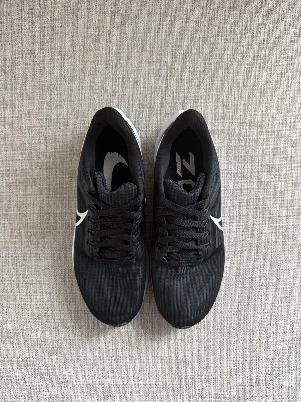 Nike Air Zoom Pegasus 39 Men’s Size 9 Black White Athletic Shoes DH4071 001
