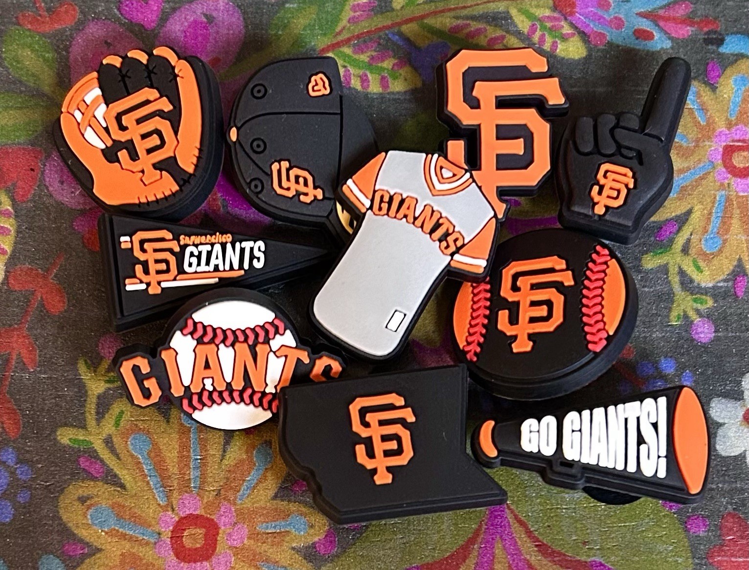 NEW 10 Piece SAN FRANCISCO Baseball Team Shoe Charms Clog Decorations PVC