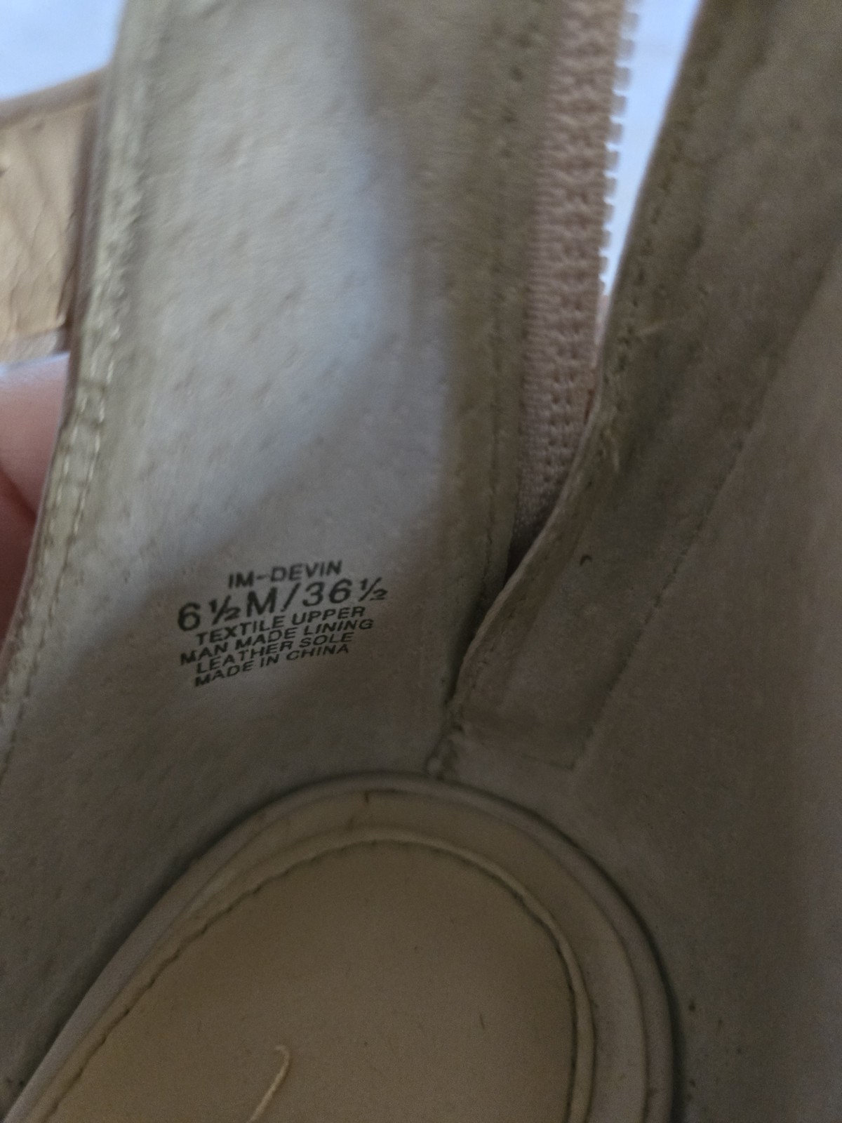 Vince Camuto Women’s Strappy Ankle Strap Stiletto Open Toe Heels 6.5 Ivory