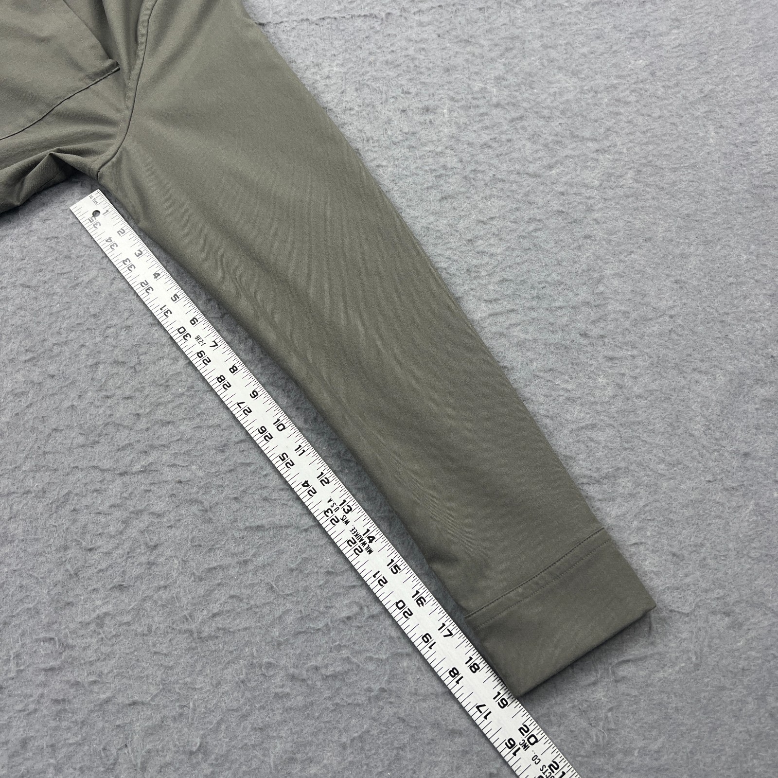 Lululemon Shirt Mens Medium? Gray Commission Button Up Casual Pocket Performance