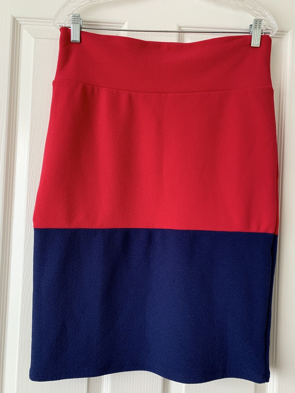 LULAROE CUTE RED & BLUE POLYESTER SPANDEX BLEND KNIT PULL ON PENCIL SKIRT – SZ L