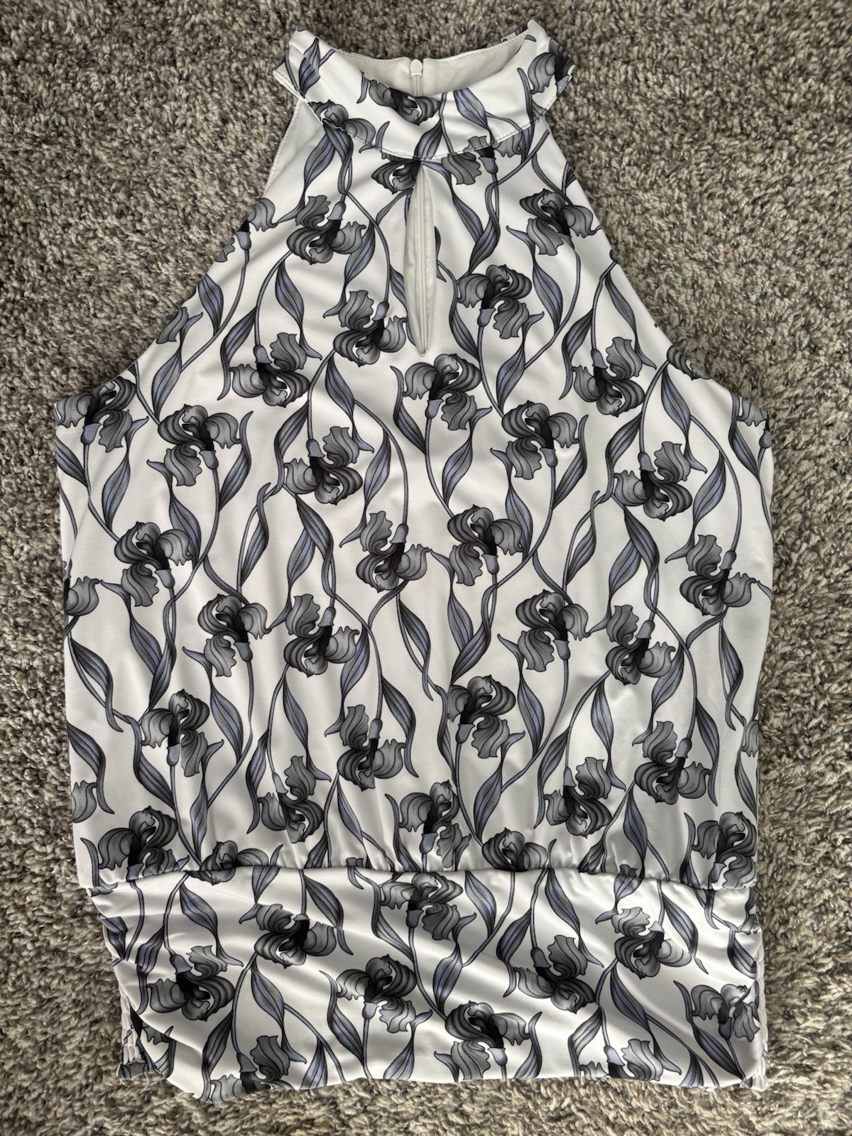 Catherine Malandrino Halter Top Floral Iris Keyhole Smocked Blouse White Grey M