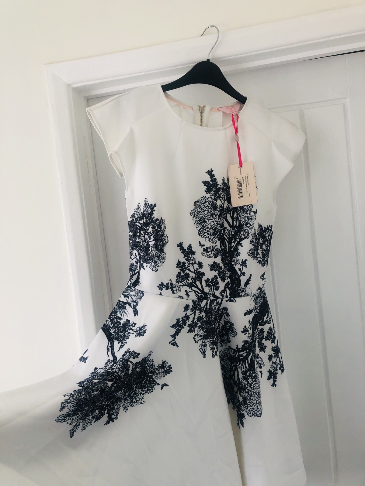 TED BAKER 2 UK 8 Wooland Toile floral print fit flare full skirt skater dress
