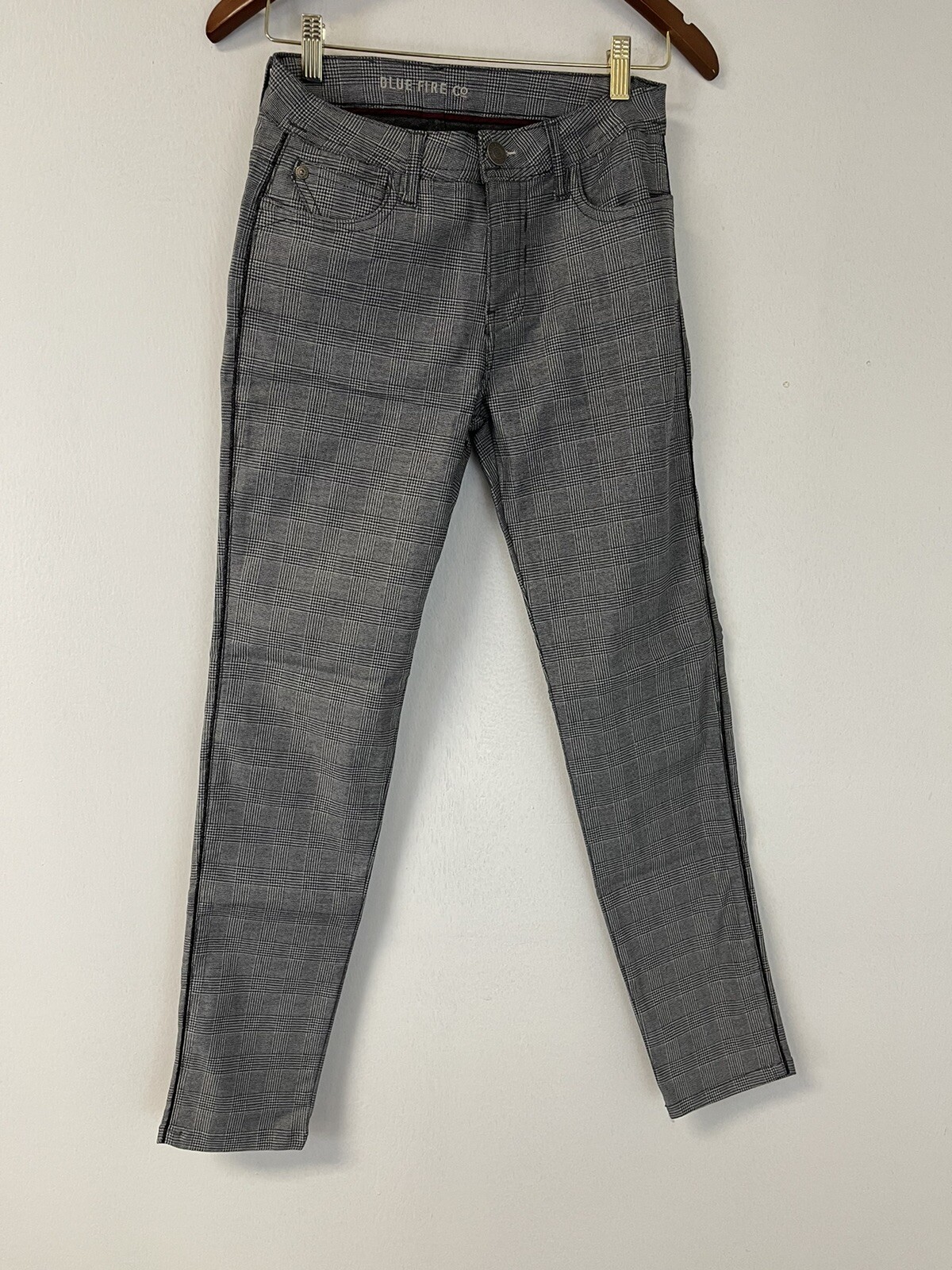 Blue Fire CO Pants Mens 28×30 Plaid Checkered Career Business Jeans Gray N241