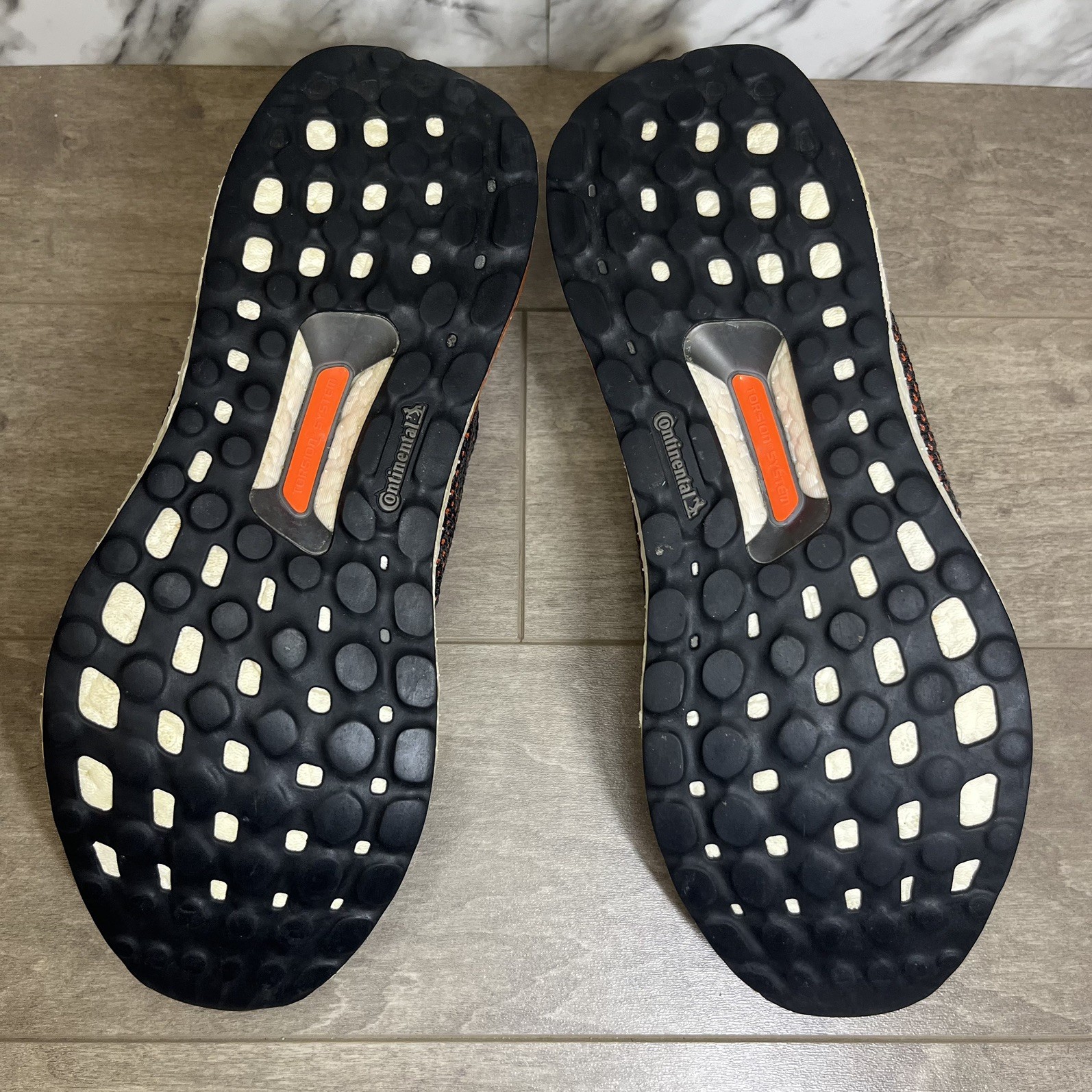 Adidas Ultraboost ST Core Energy Men’s Running Shoes Sneakers Size 8 (S80616)