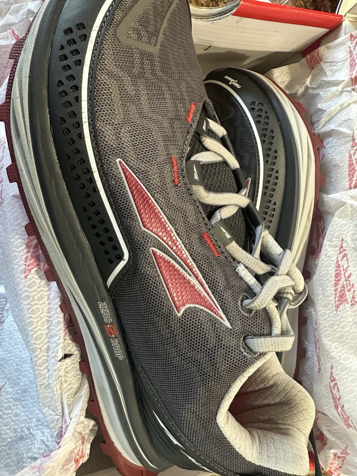 Altra Timp IQ Mens Size 8 Gray Red Zero Drop Foot Shape Atheltic Trail Shoes New