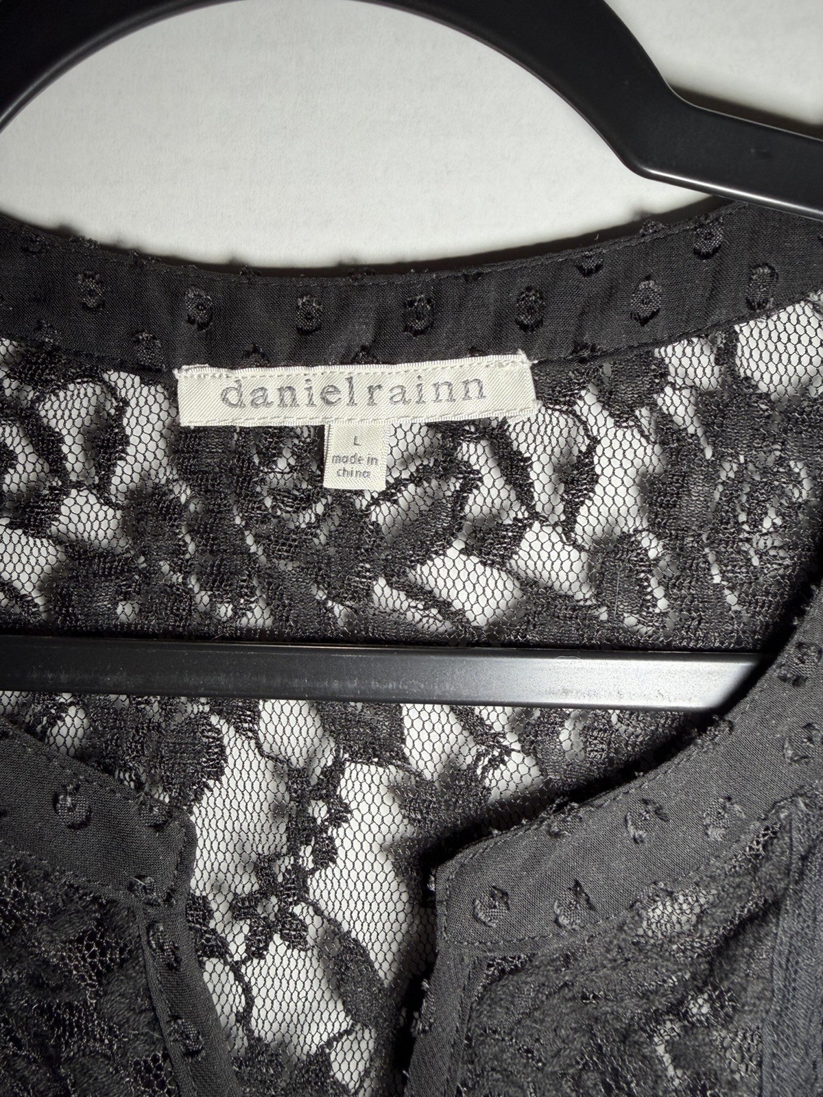 danielrainn Women’s L Black Sheer Lace V-Neck 3/4 Sleeve Pullover Blouse