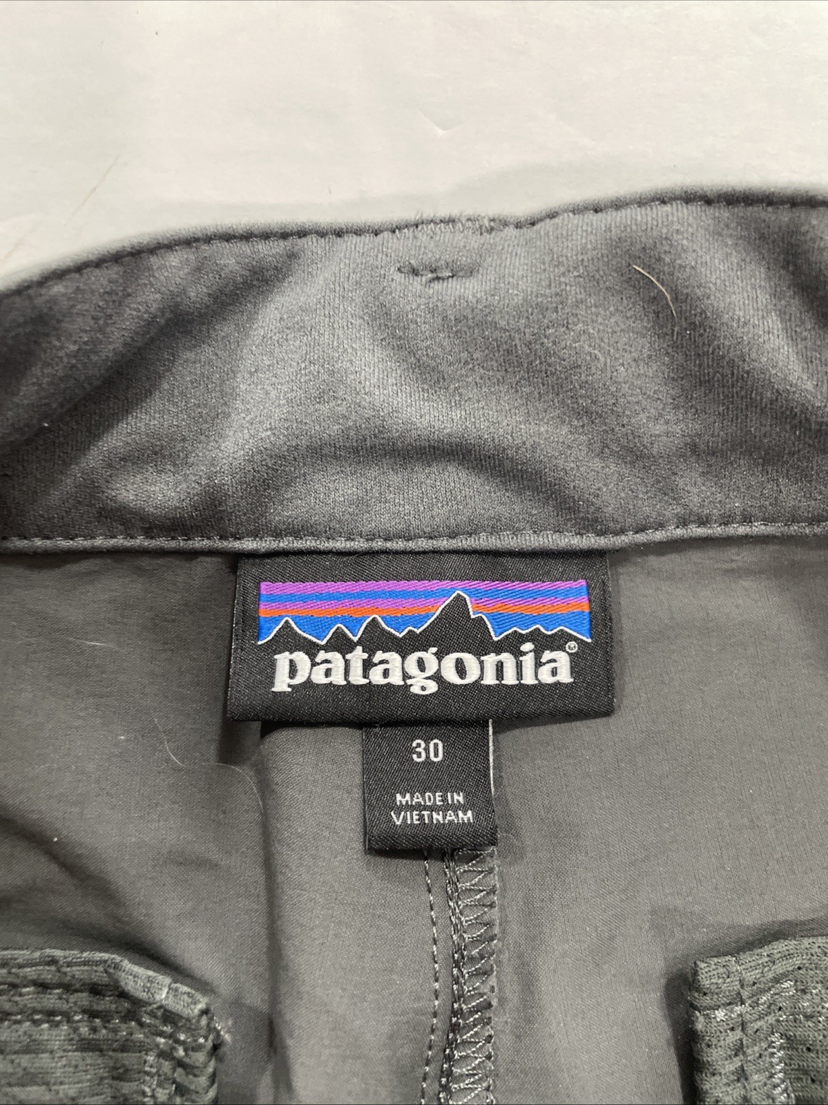 Patagonia Men’s Quandary Pants Regular Size 30 gray with 31 In Inseam
