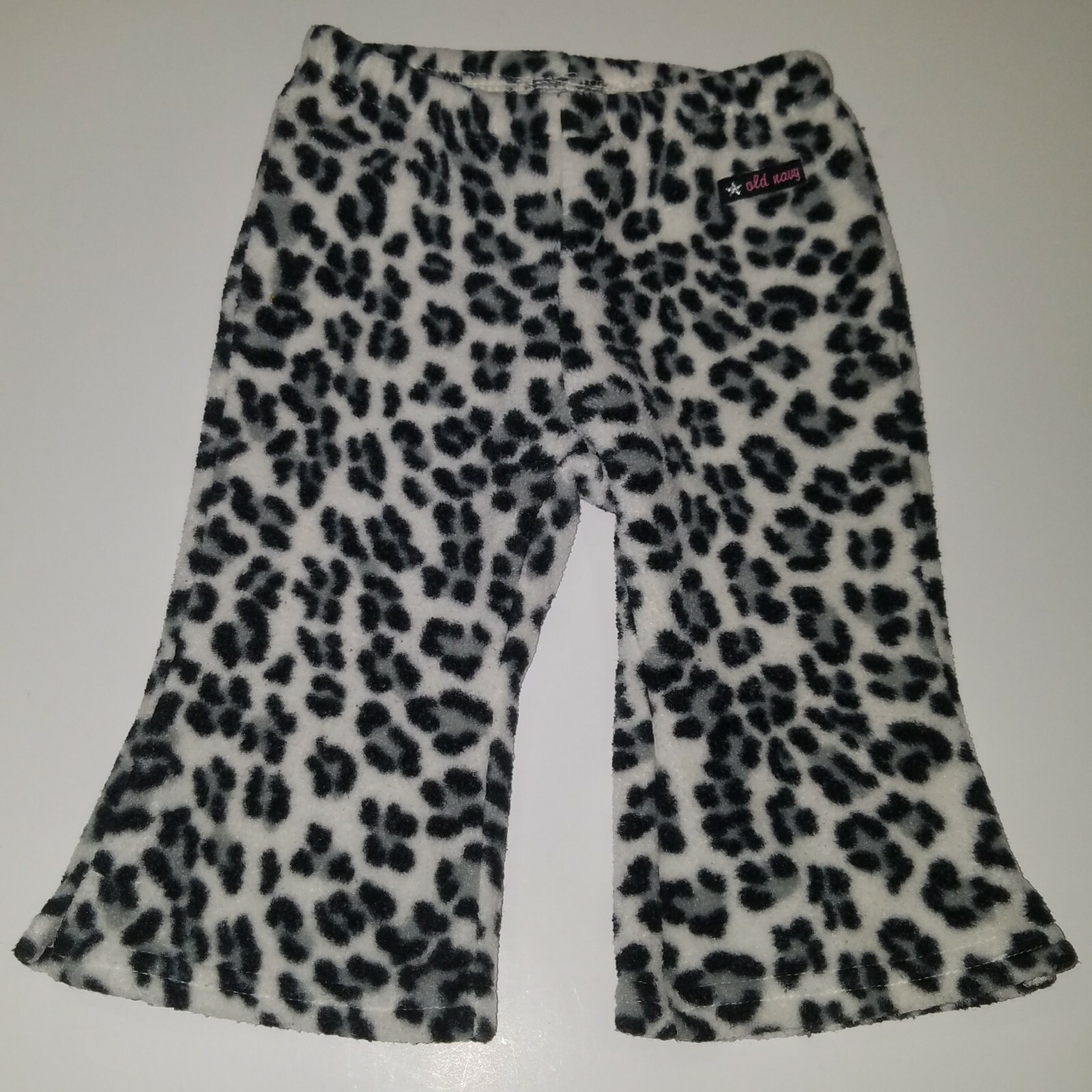 Old Navy Gray Black Leopard Print Fleece Pants Baby Girl 6-12 Months White