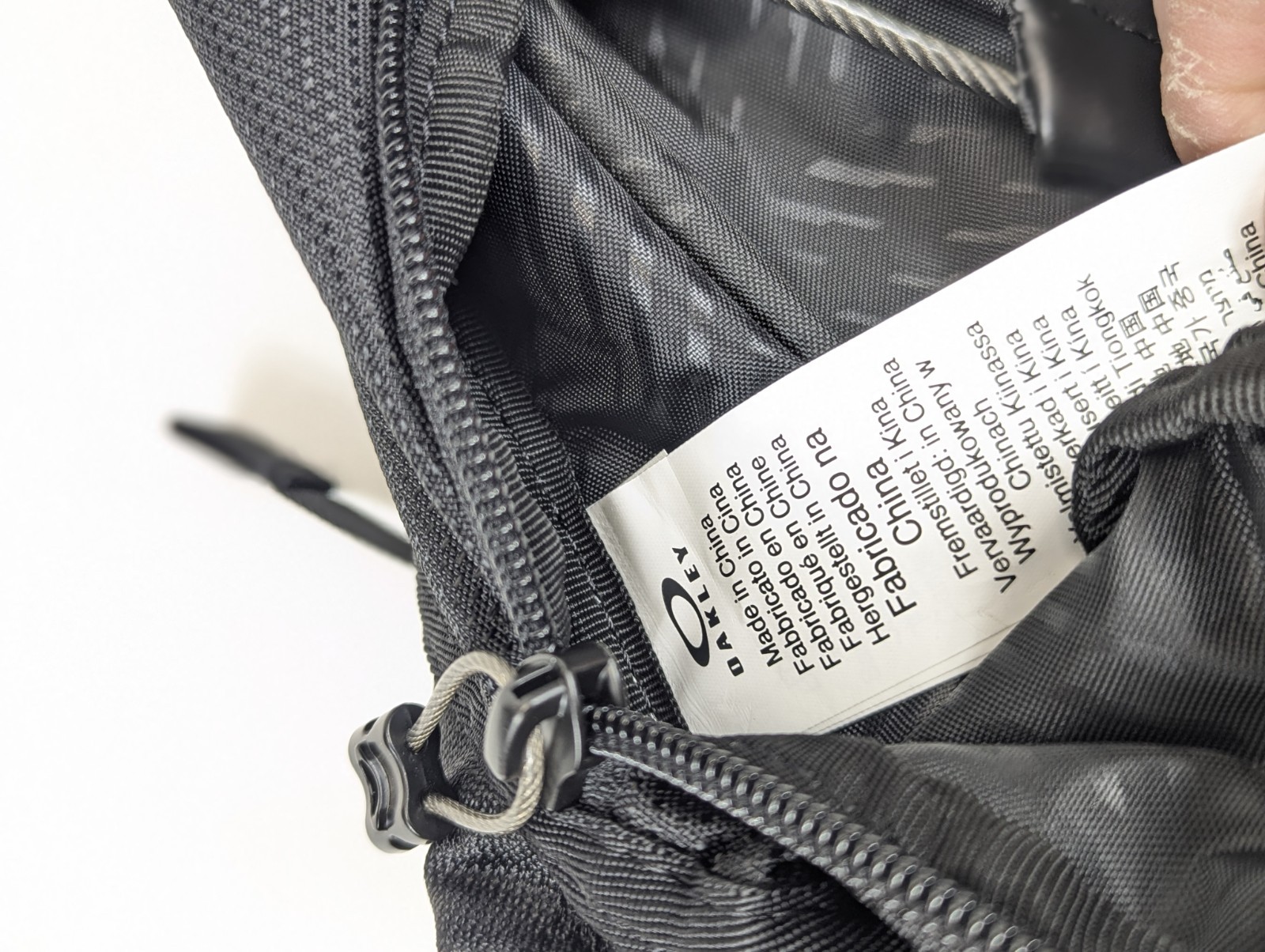 Oakley Kitchen Sink Backpack 34L Stealth Black Tactical Travel Riding