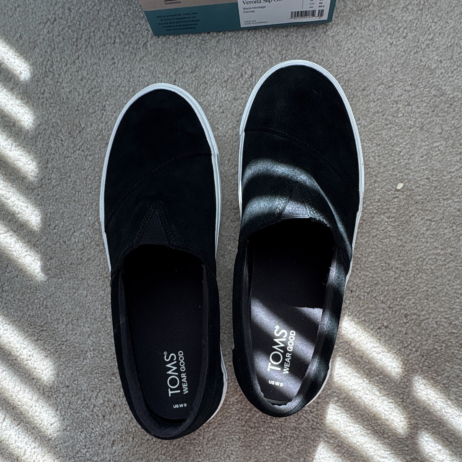 TOMS Women’s Slip-On Flats Black Canvas Round Toe Casual US 9 EU 40