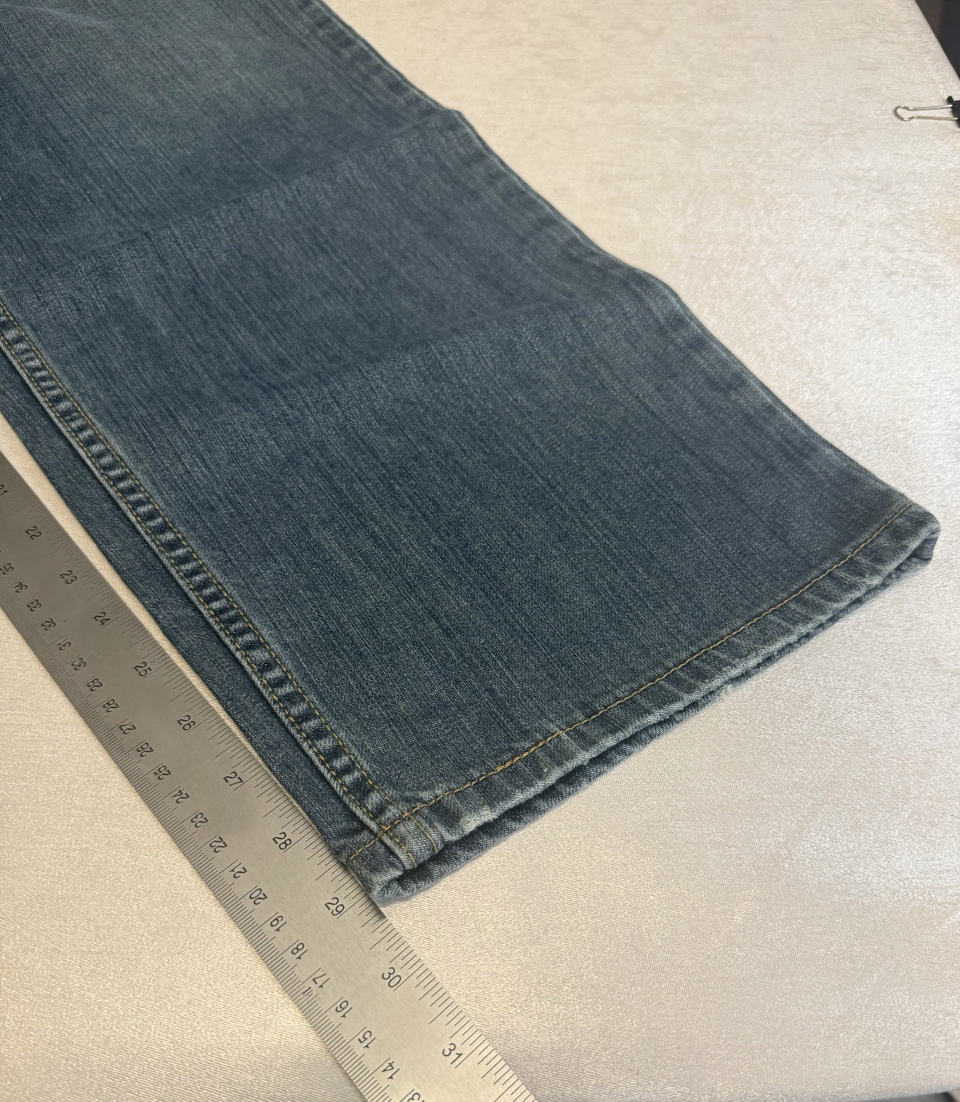 Levi’s 559 Relaxed Straight Jeans Men’s 34×30 Medium Wash Blue NWT 100% Cotton