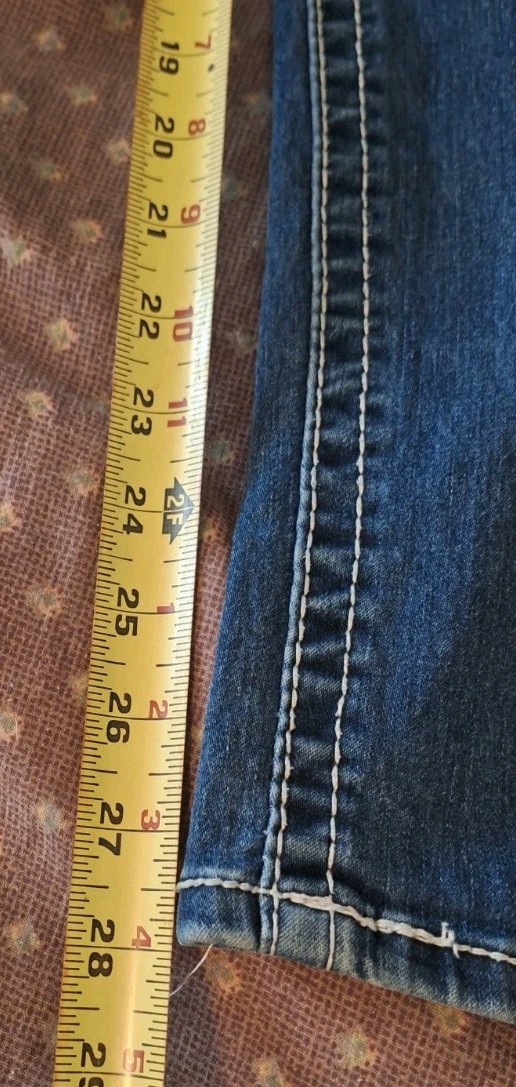 GUC – Amethyst Jeans – Size 11