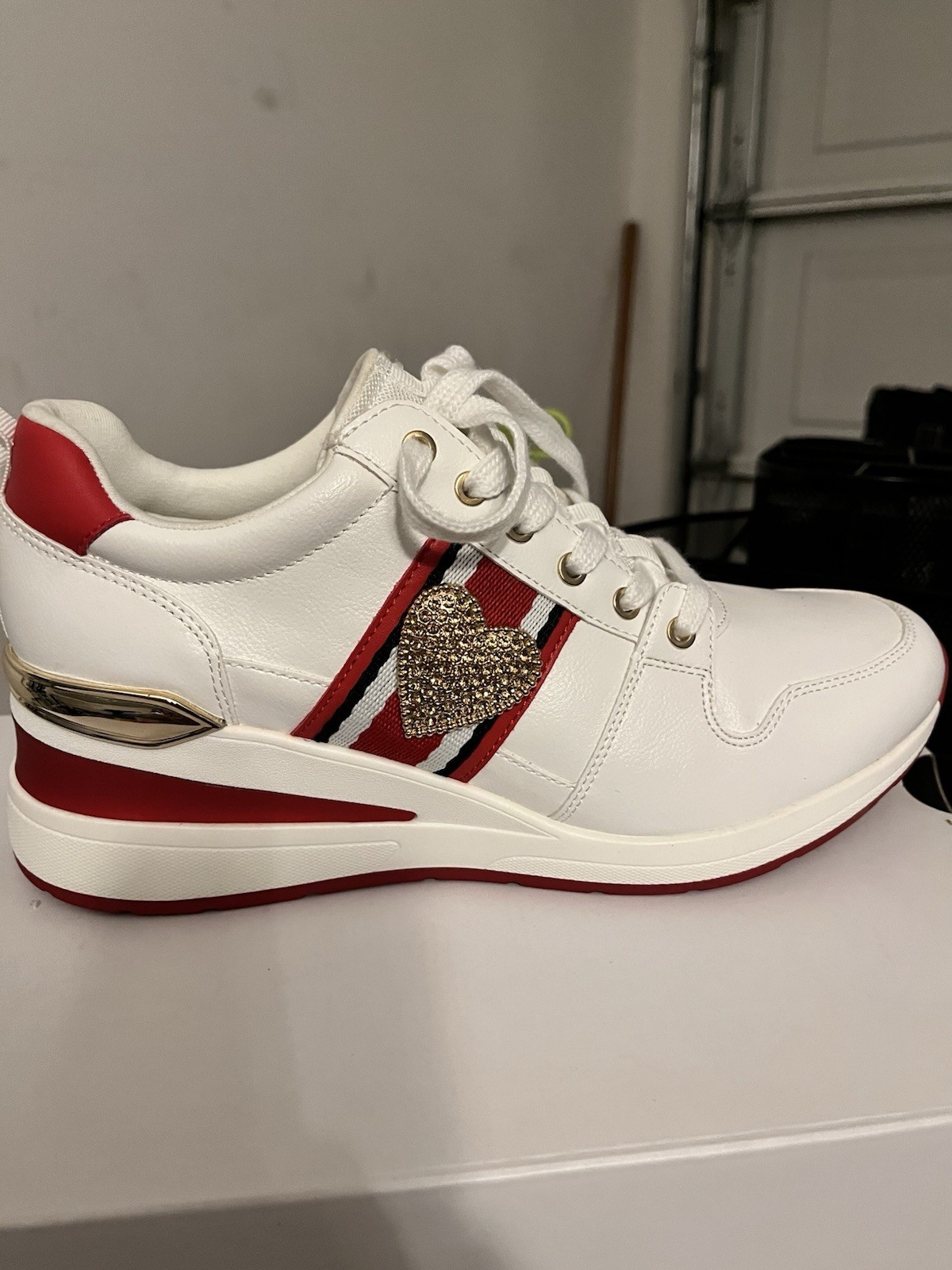 ALDO Women’s Low Top Lace-Up Sneakers White/Red Striped Rhinestone Heart