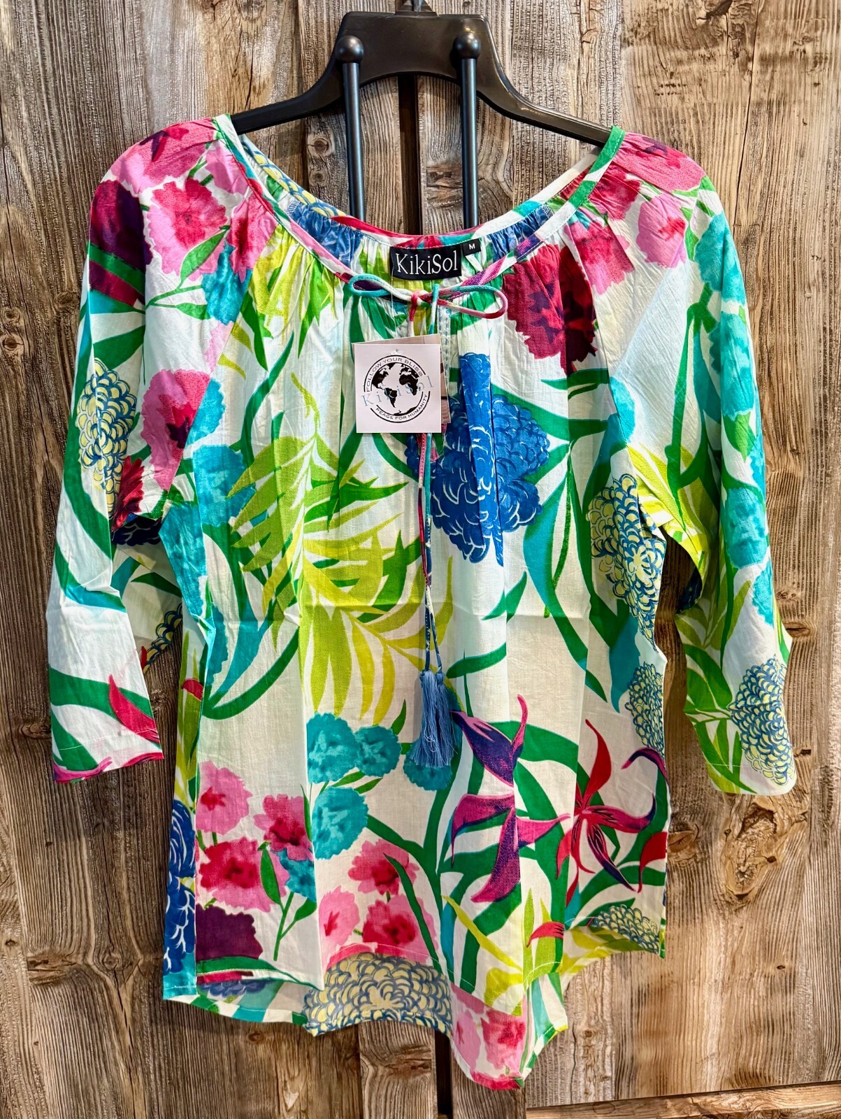 Kikisol White Hydrangea Tassel Top #635