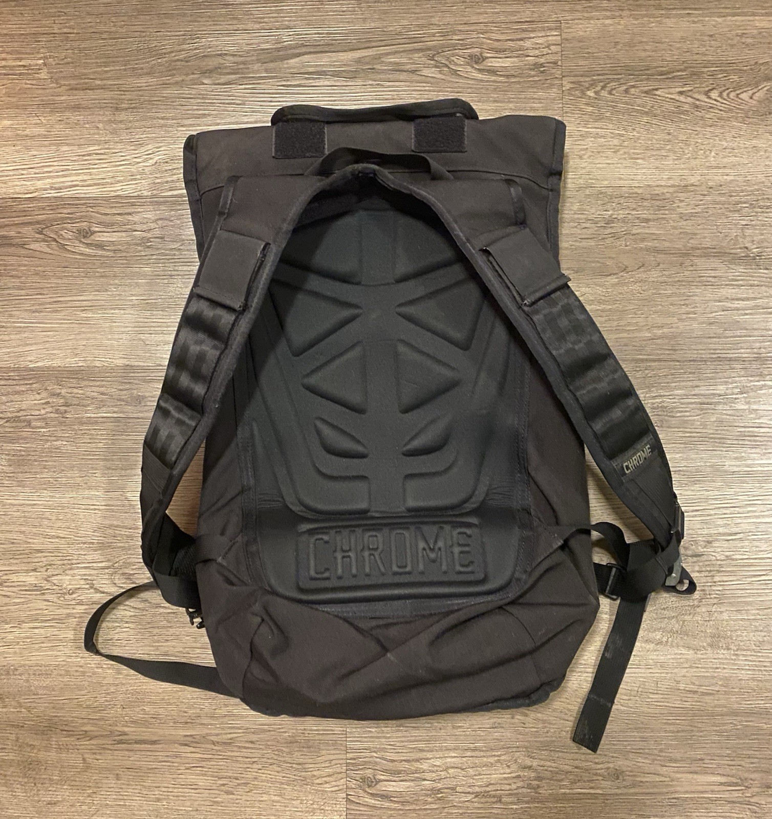 Chrome Backpack Nylon Rubber Waterproof Bike Bicycle Messenger Roll Top Bag