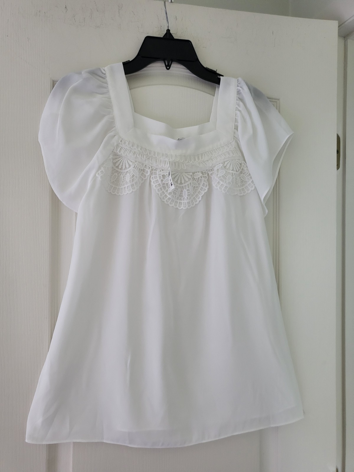 Women’s White Square Neck Puff Short Sleeve Cotton Eyelet Lace Pullover Blouse