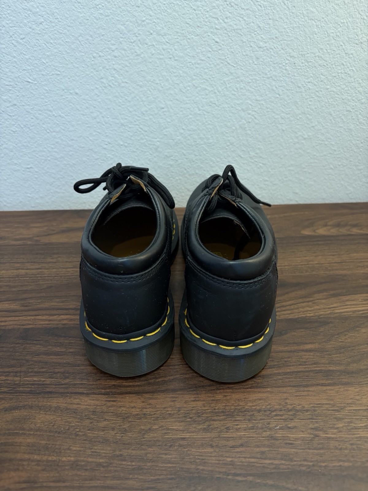 Dr. Martens 8053 Black Nappa Leather 5-Eye Padded Collar Oxfords US W7 M6 EU38