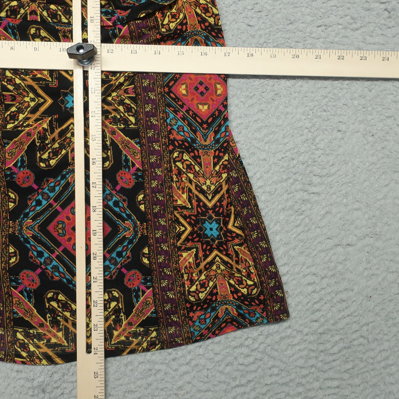 New York & Company Off The Shoulder Boho Top M Womens Multicolor Geometric