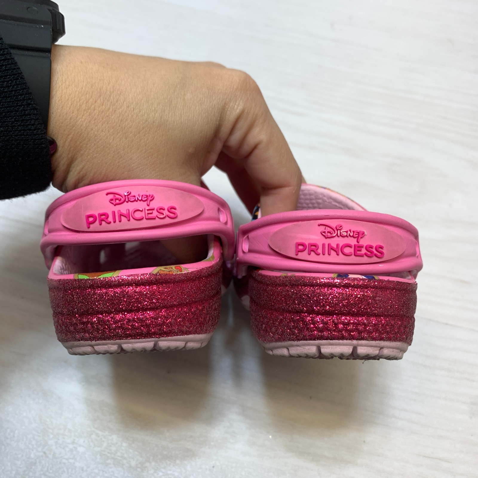 Crocs Disney Princess Clogs Unisex Child Size 6 Pink Classic Outdoor Casual