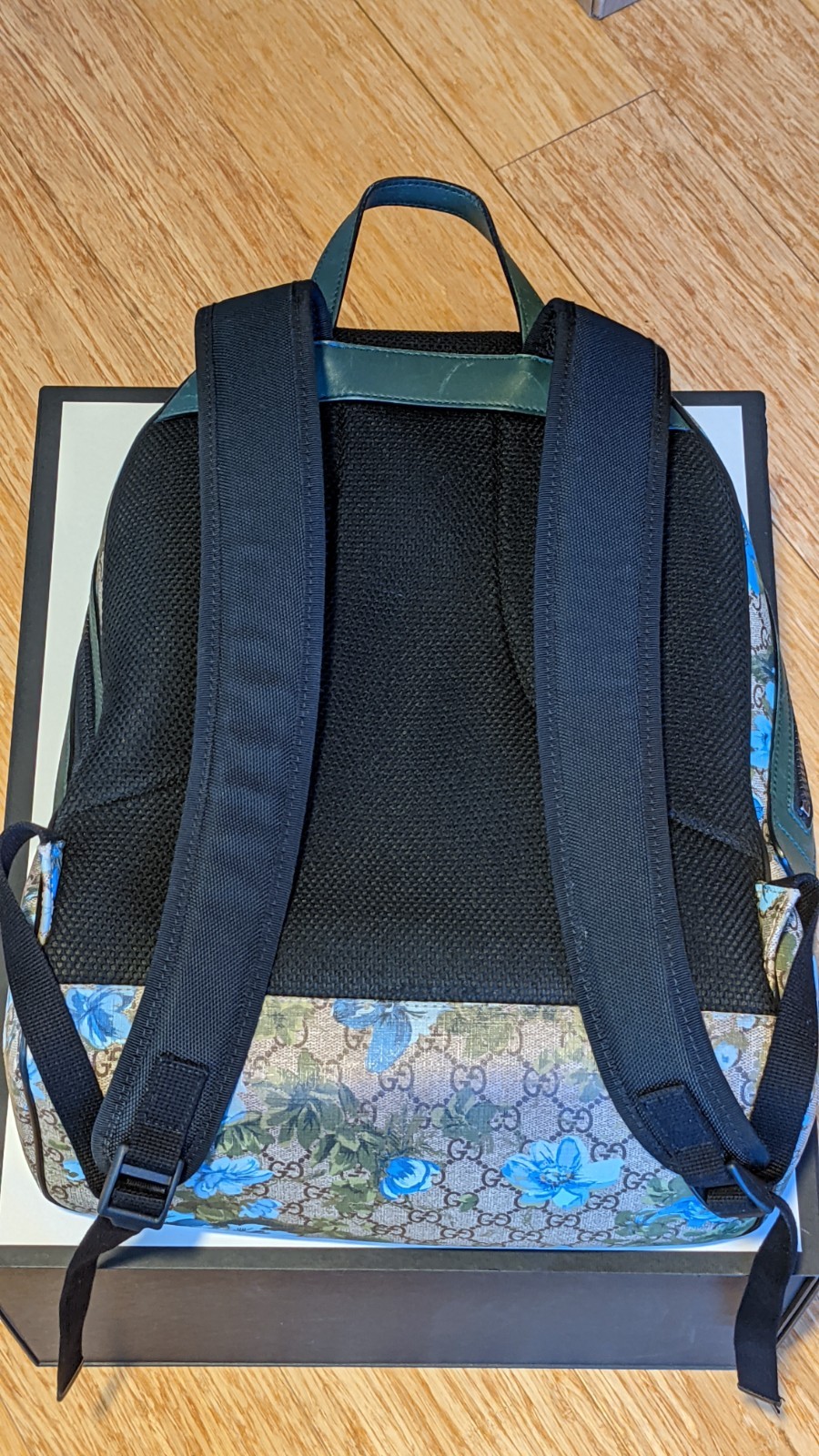 Gucci GG Blooms Backpack Bird Flower Supreme Beige Green (419584K)