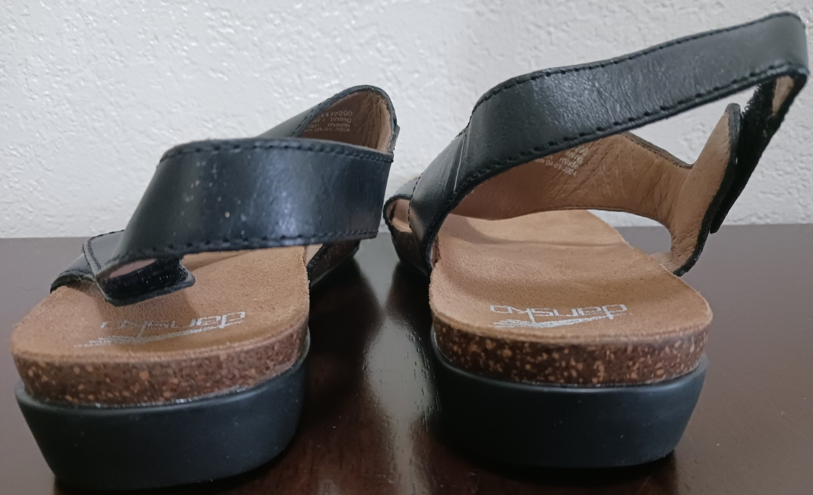 DANSKO Women’s REECE Leather Sandals Black Waxy Burnished [EU 38] US 7.5/8-NWD