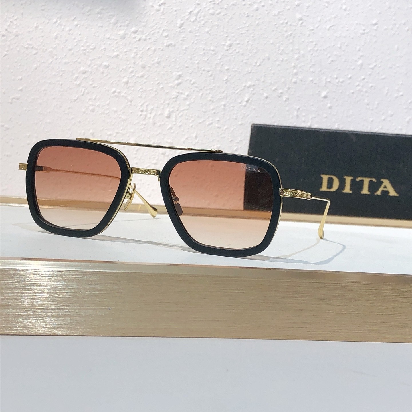 DITA FLIGHT006 DTS7806 Men’s Sunglasses Lens Size 52口22-144mm – With New Case