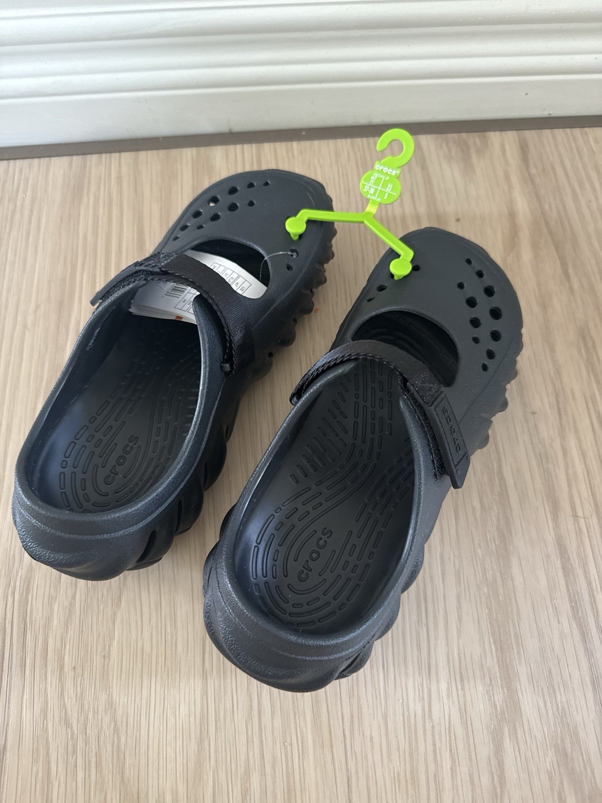 Crocs Echo Mary Jane Size W7