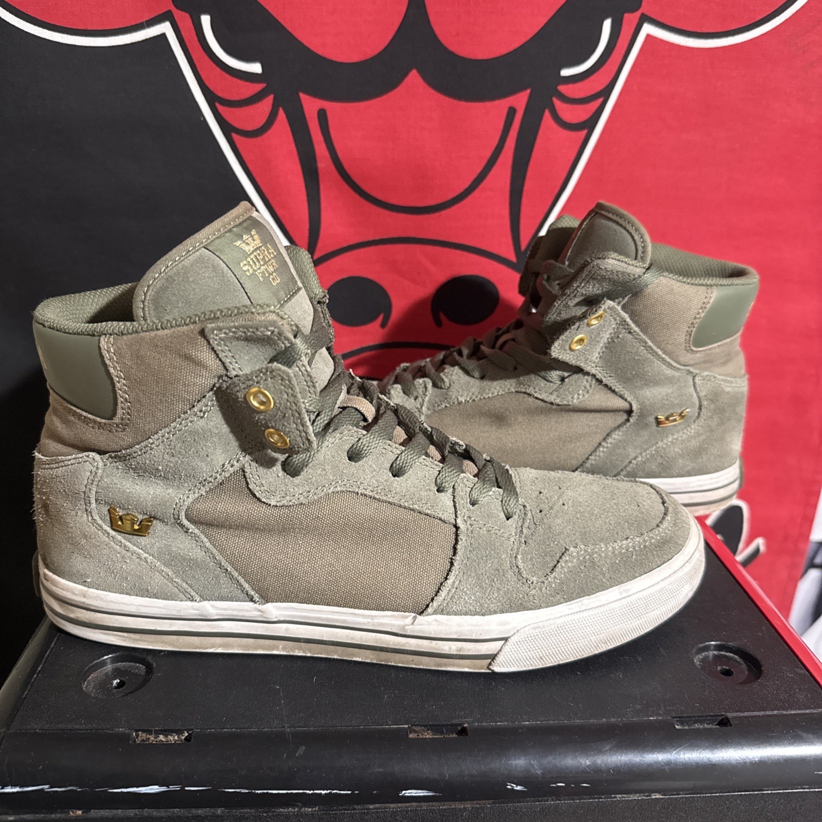Supra Vader High Top Shoes Olive Green & Gold Size Men’s 11 Skate Skater Rare