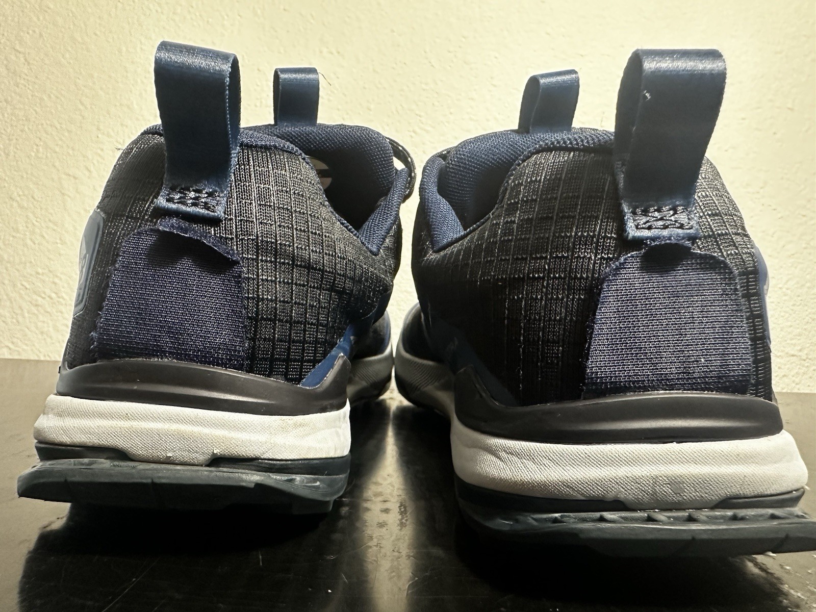 Altra Lone Peak 8 Men’s Trail Running Shoes, Navy/Black, Size 10.5