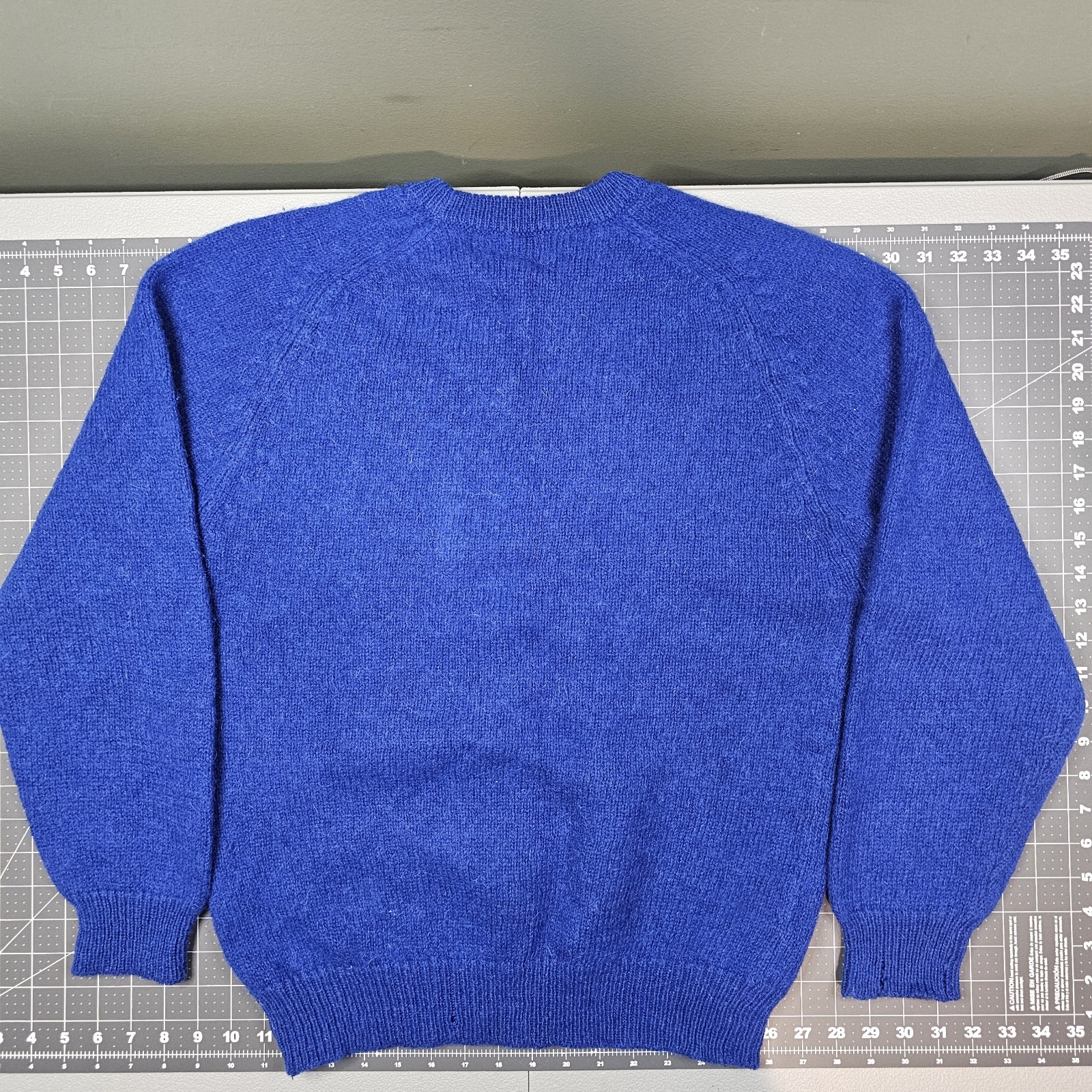 Vintage Eddie Bauer Sweater Large Blue Crew Neck Wool USA Fisherman 70s Preppy