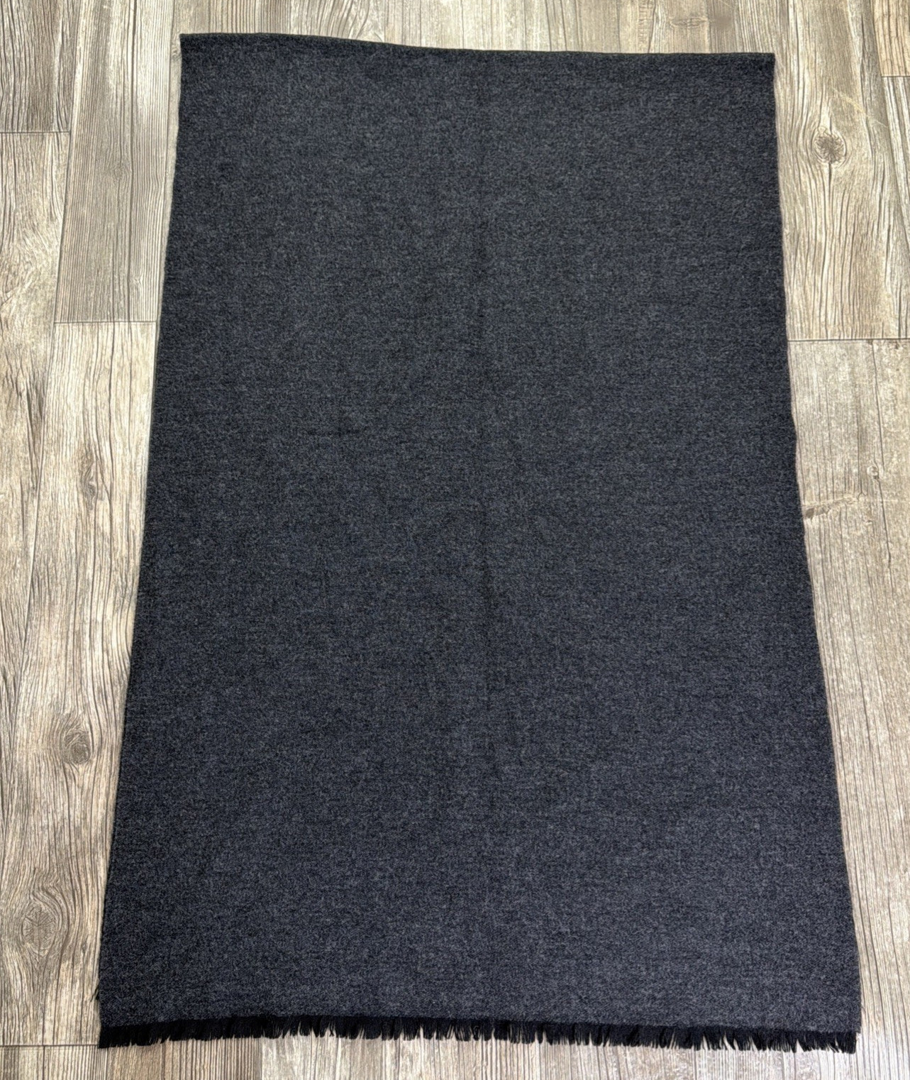 Pendleton Wool Wrap Scarf 24×76 Dark Gray with Fringe Made in Italy