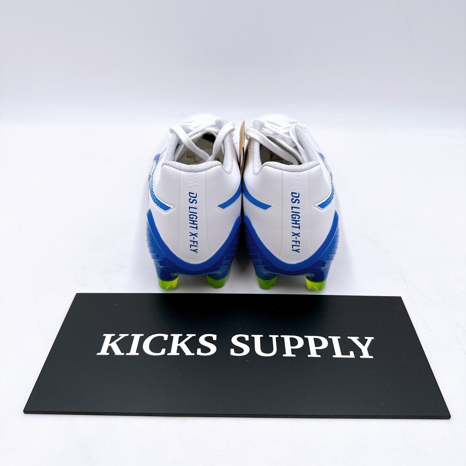 ASICS DS LIGHT X-FLY 6 1101A076 102 Soccer Cleats US 5.5-10 White Asics Blue