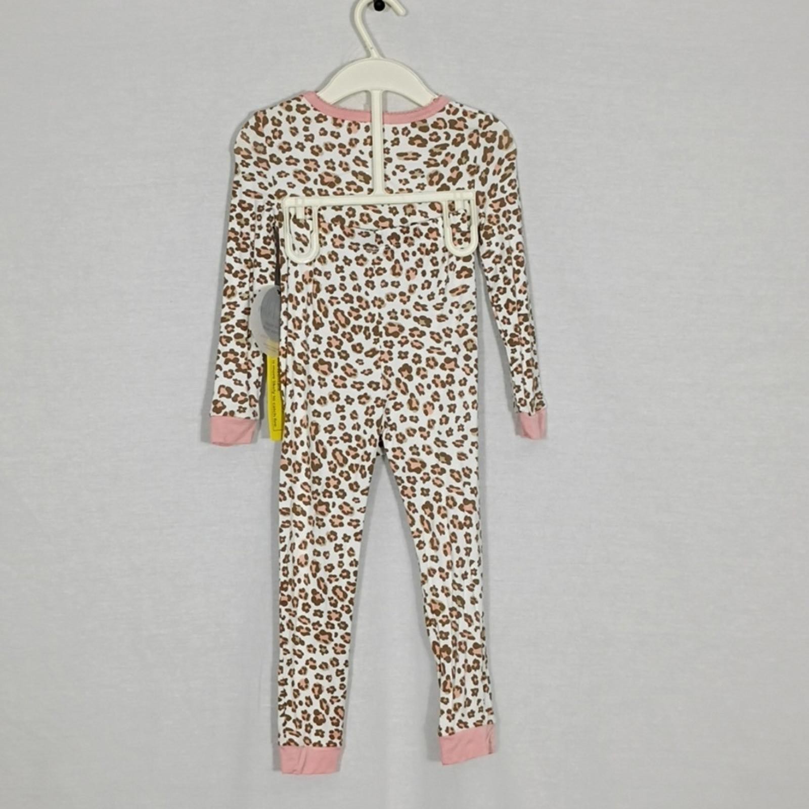 NWT Milkberry Girls Leopard Print Long Sleeve Pajama Set Rayon From Bamboo Sz 3T