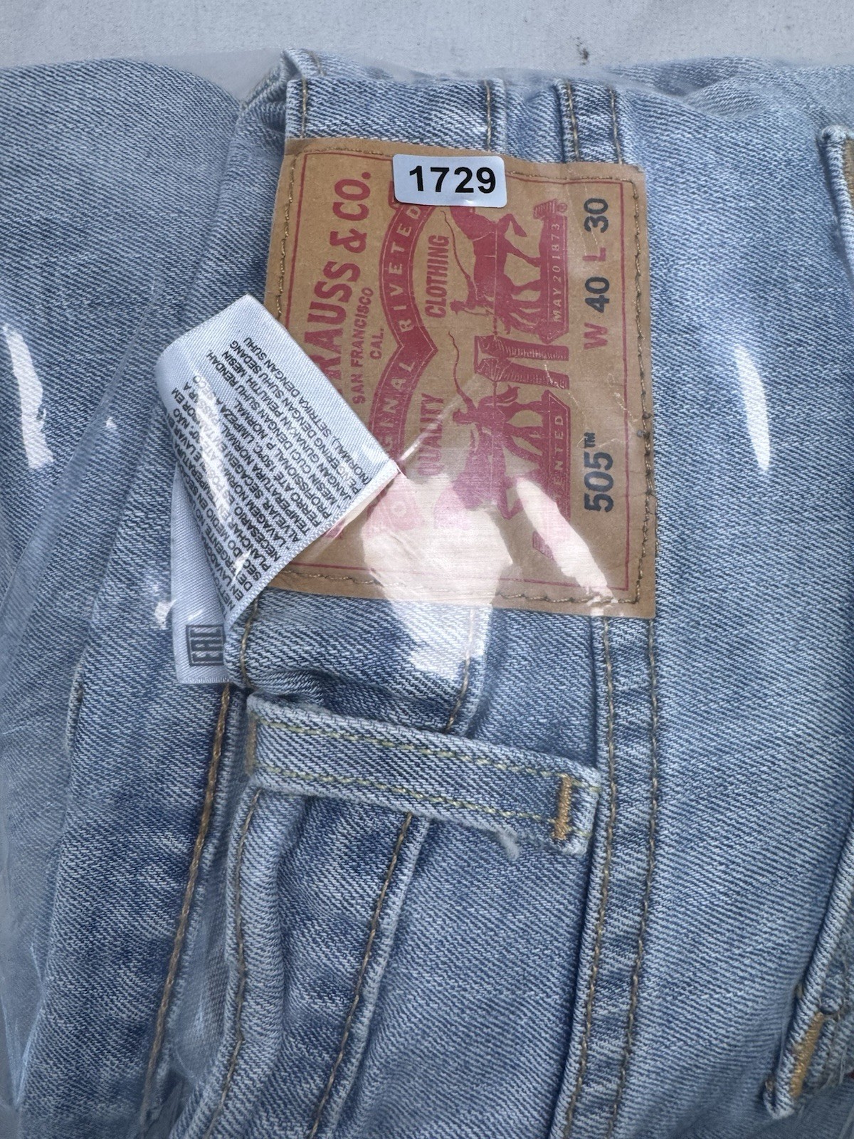 Levi’s 505 Regular Fit Jeans Men’s 40×30 Light Wash Straight Leg Denim
