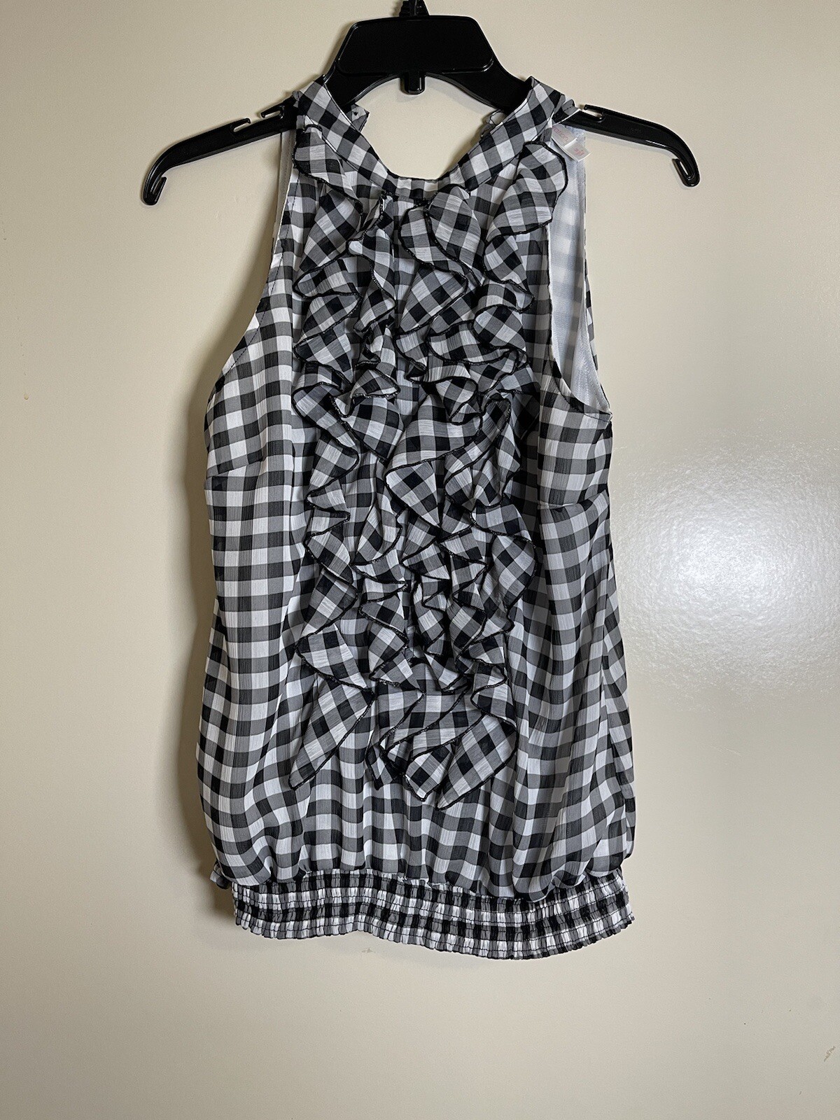 Xhilaration Checked Sleeveless Top Blouse Ruffle Neck Sz M Black & White