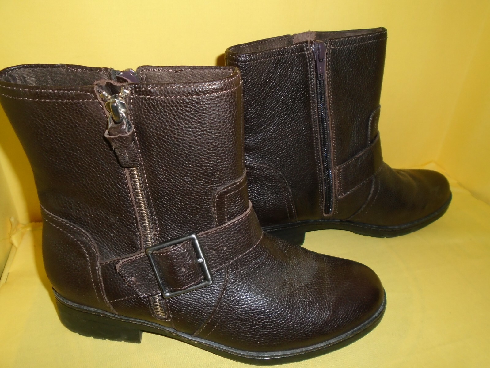 Clarks womens ankle boots dual zipper with buckle brown size 7