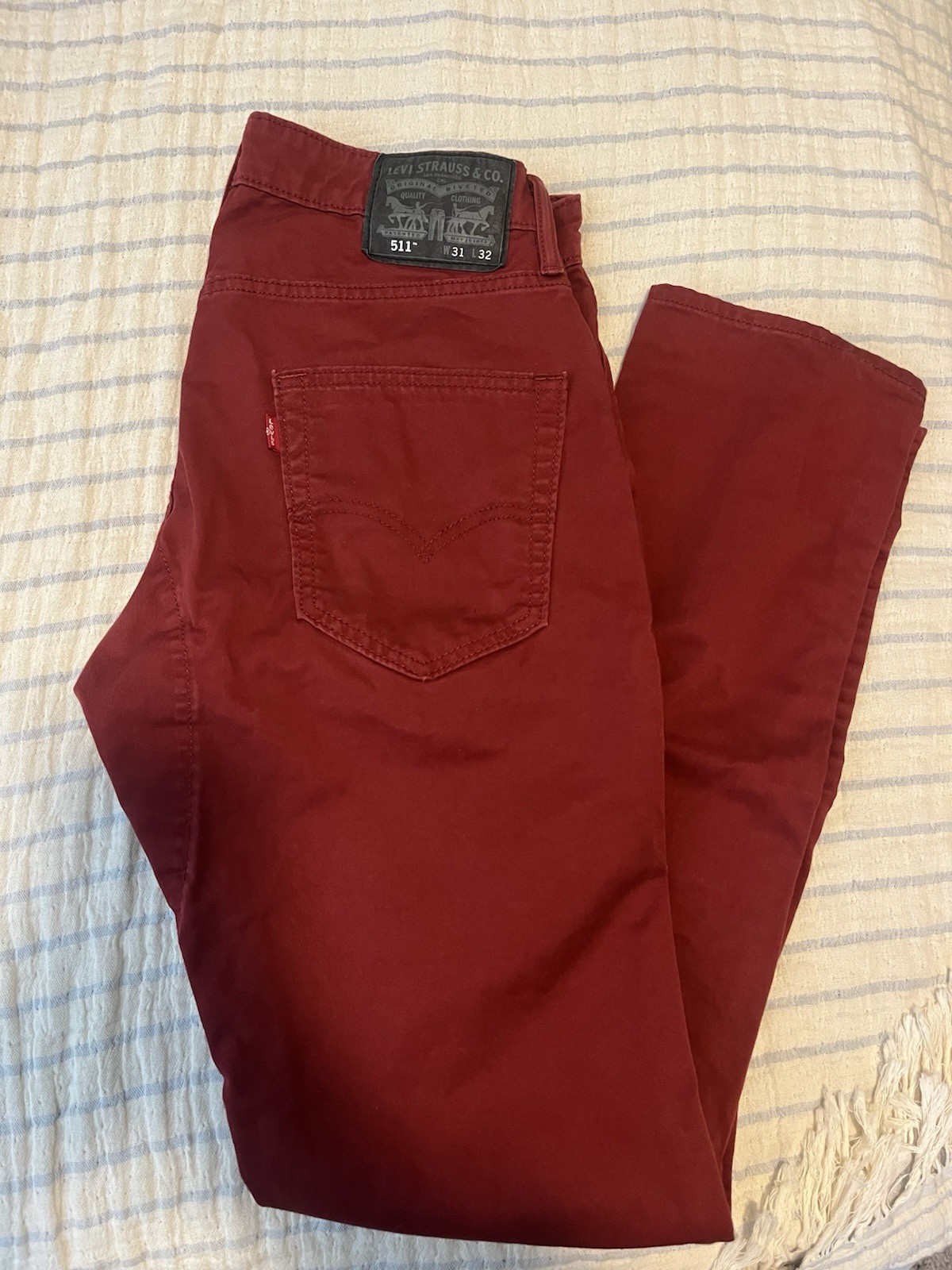 Men Levi’s 511 Slim Fit colored jeans 31×32