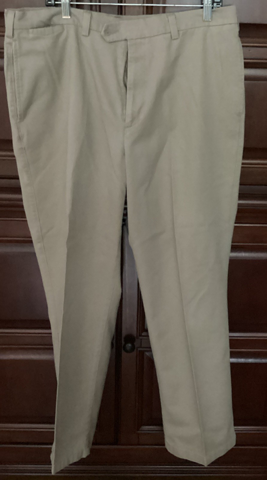 SAVANE MEN’S KHAKI PANTS SIZE 3830 TAN 38 x 30 FLAT FRT NO CUFF EUC NICE FLAP