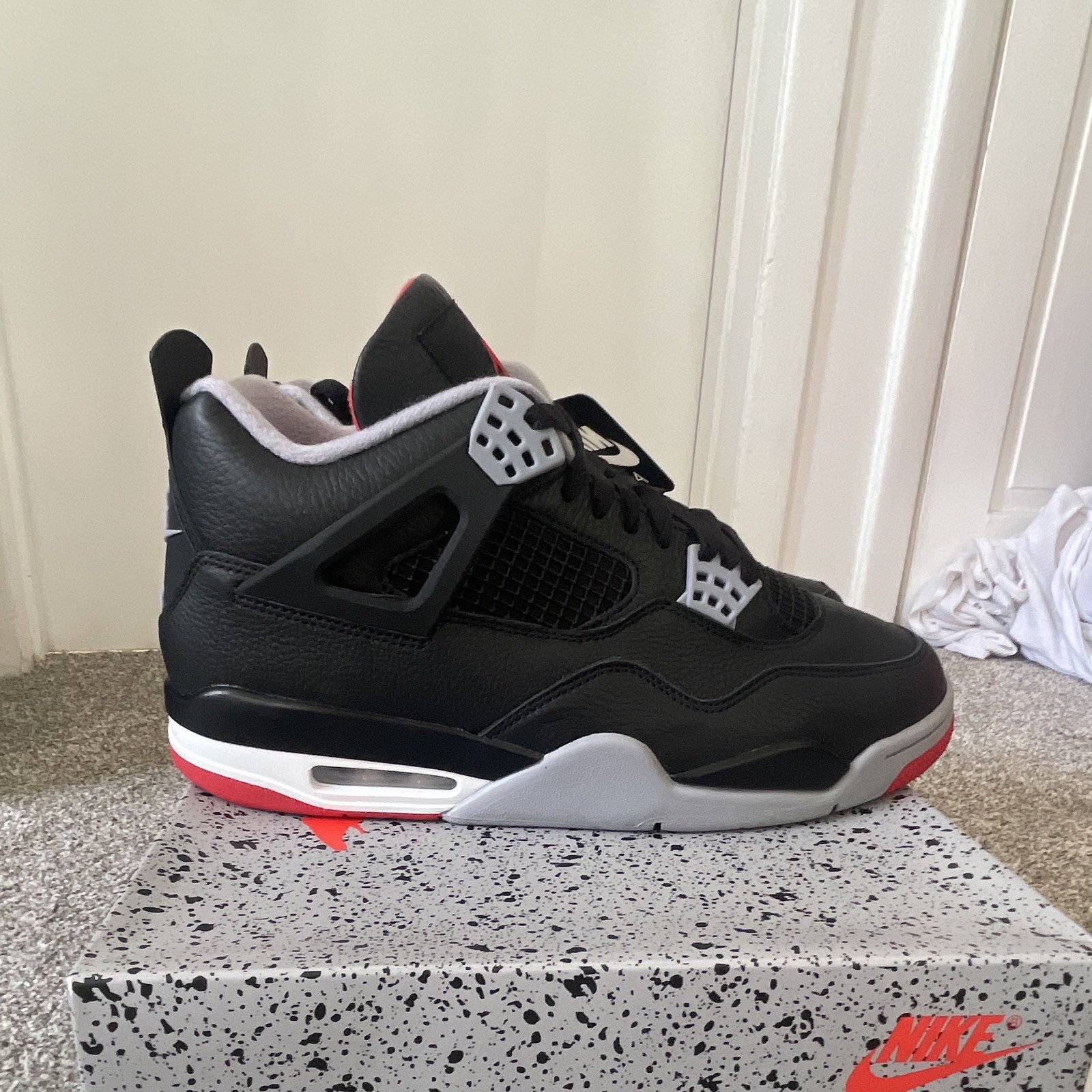 Jordan Air Jordan 4 Retro Bred Reimagined Black/Fire Red 2024 FV5029-006