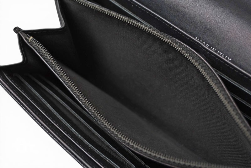 Chanel Authentic wallet A50070 Caviar Leather Black COCO
