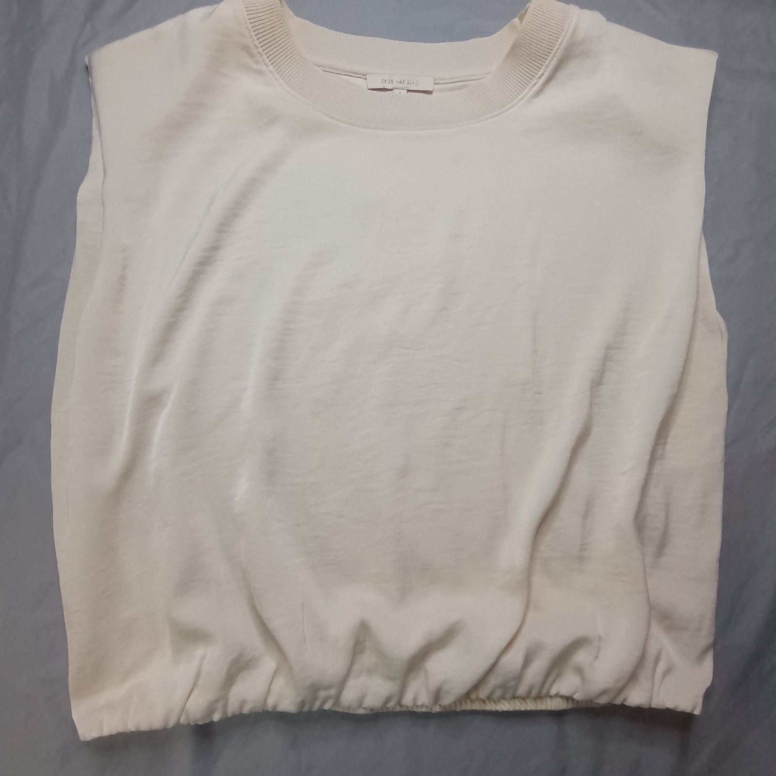 Skies Are Blue Cream Sleeveless Shoulder Pads Lined Women’s Top Size L Capsule