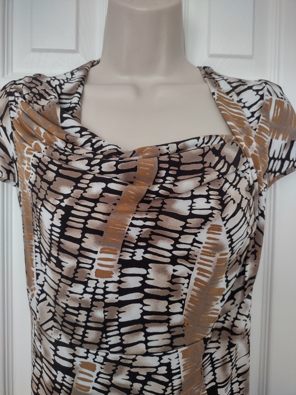 Worthington Women’s Sleeveless Top Size L, Multicolor, Ruched Neckline