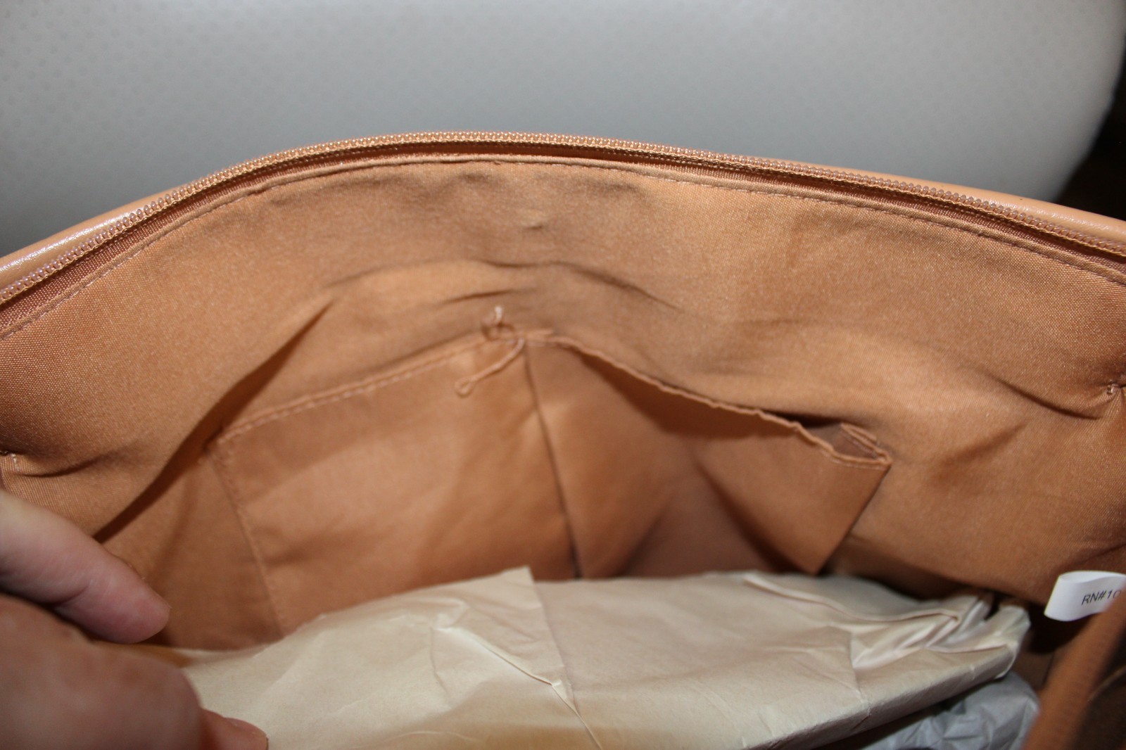 NWT Bueno Tote Bag Multi Color for Fall 3 compartments the middle has a