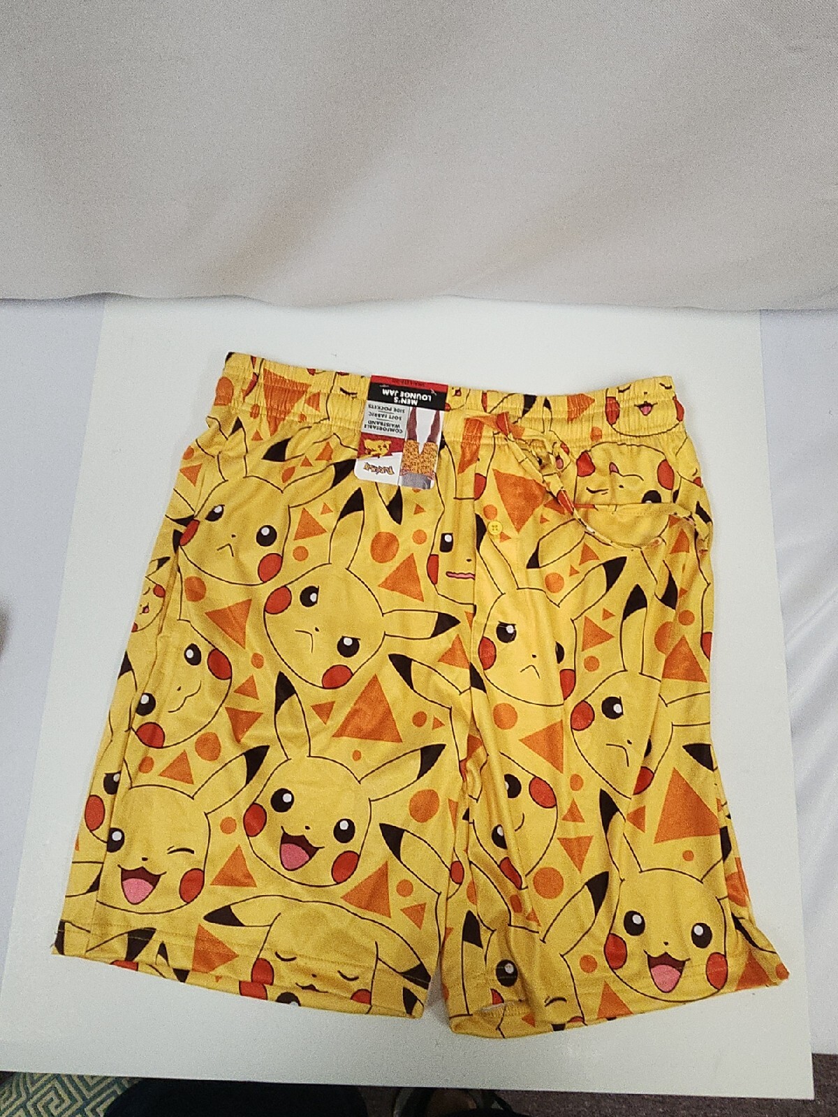 Pokemon Men’s Lounge Jam S 28-30 New With Tags
