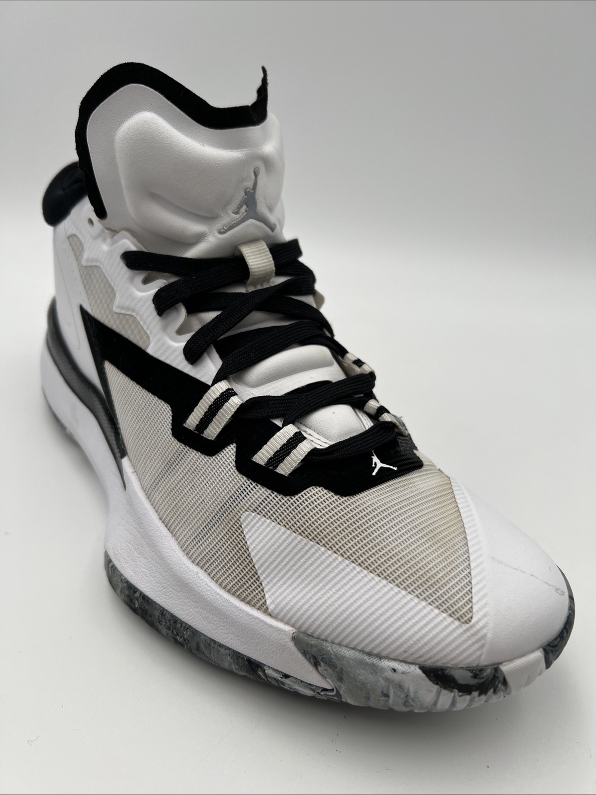 Nike Jordan Zion 1 TB White Black Basketball Sneakers Men’s 8.5 GUC DC4208-100