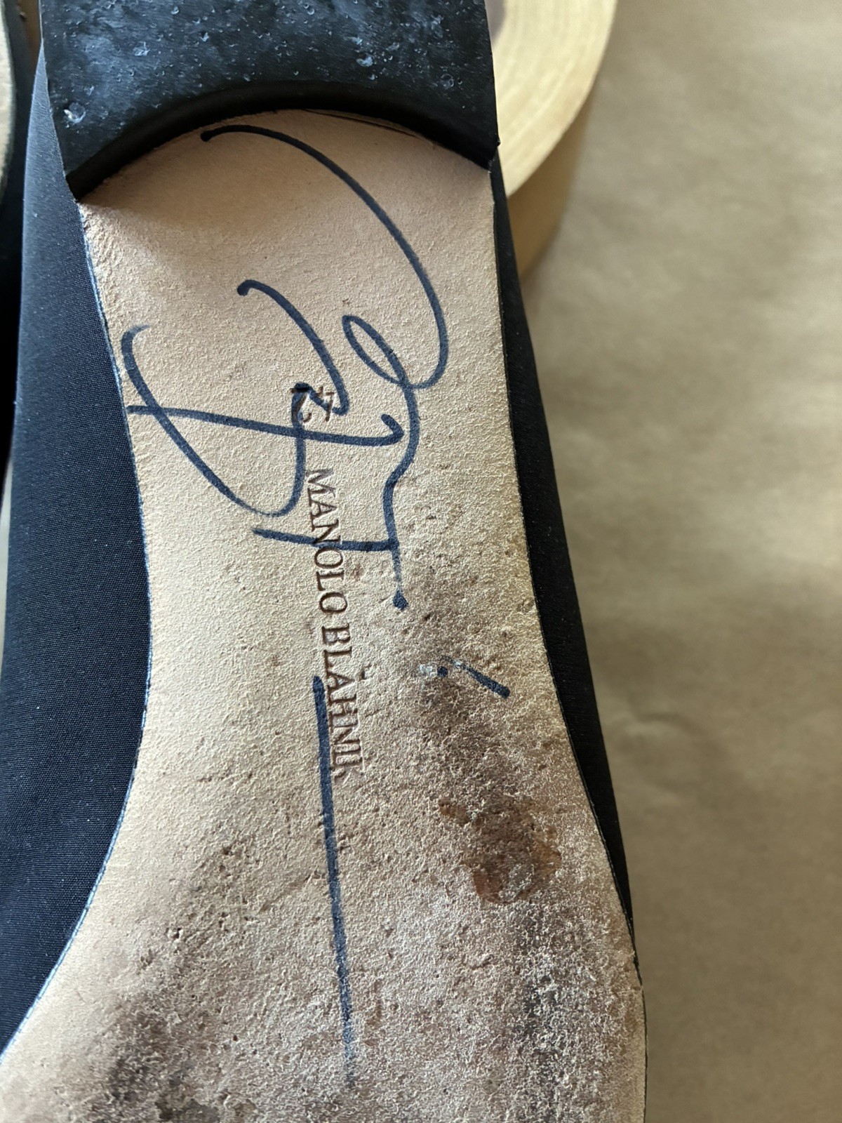 Manolo Blahnik Hangisi Size 42 Black Satin Crystal Embellished Ballet Flats